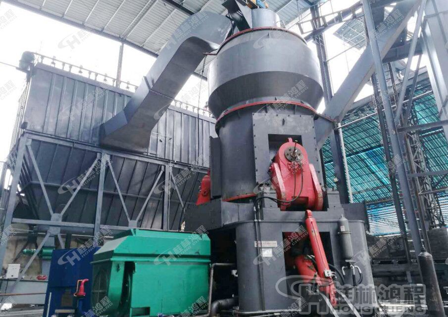 水泥立磨，立磨，立磨機(jī)，客戶(hù)現(xiàn)場(chǎng)，桂林鴻程磨粉機(jī)