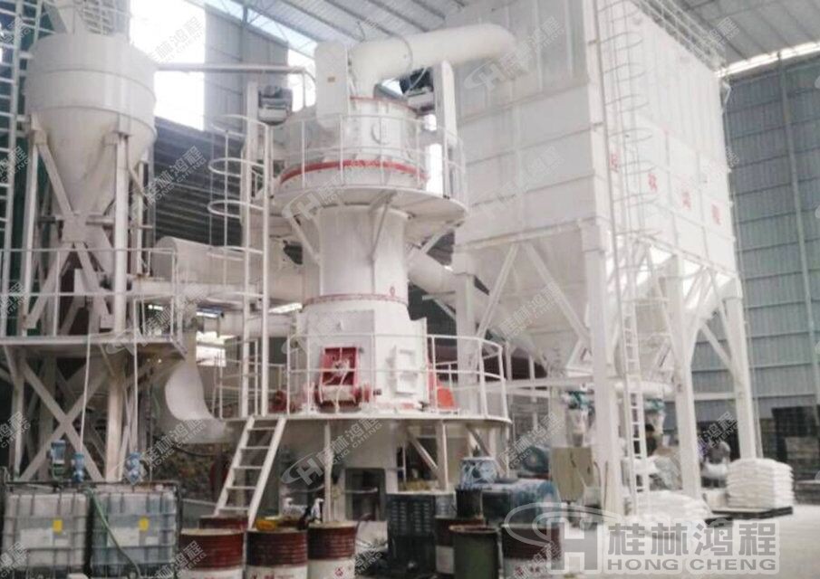 80-2000目貝殼磨粉機(jī)，貝殼立磨機(jī)，戰(zhàn)略投資長(zhǎng)期盈利大型貝殼磨粉機(jī)-桂林鴻程超細(xì)立式磨粉機(jī)